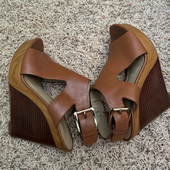 Michael Kors Josephine Wedge - Size 7 - Picture 9 of 15